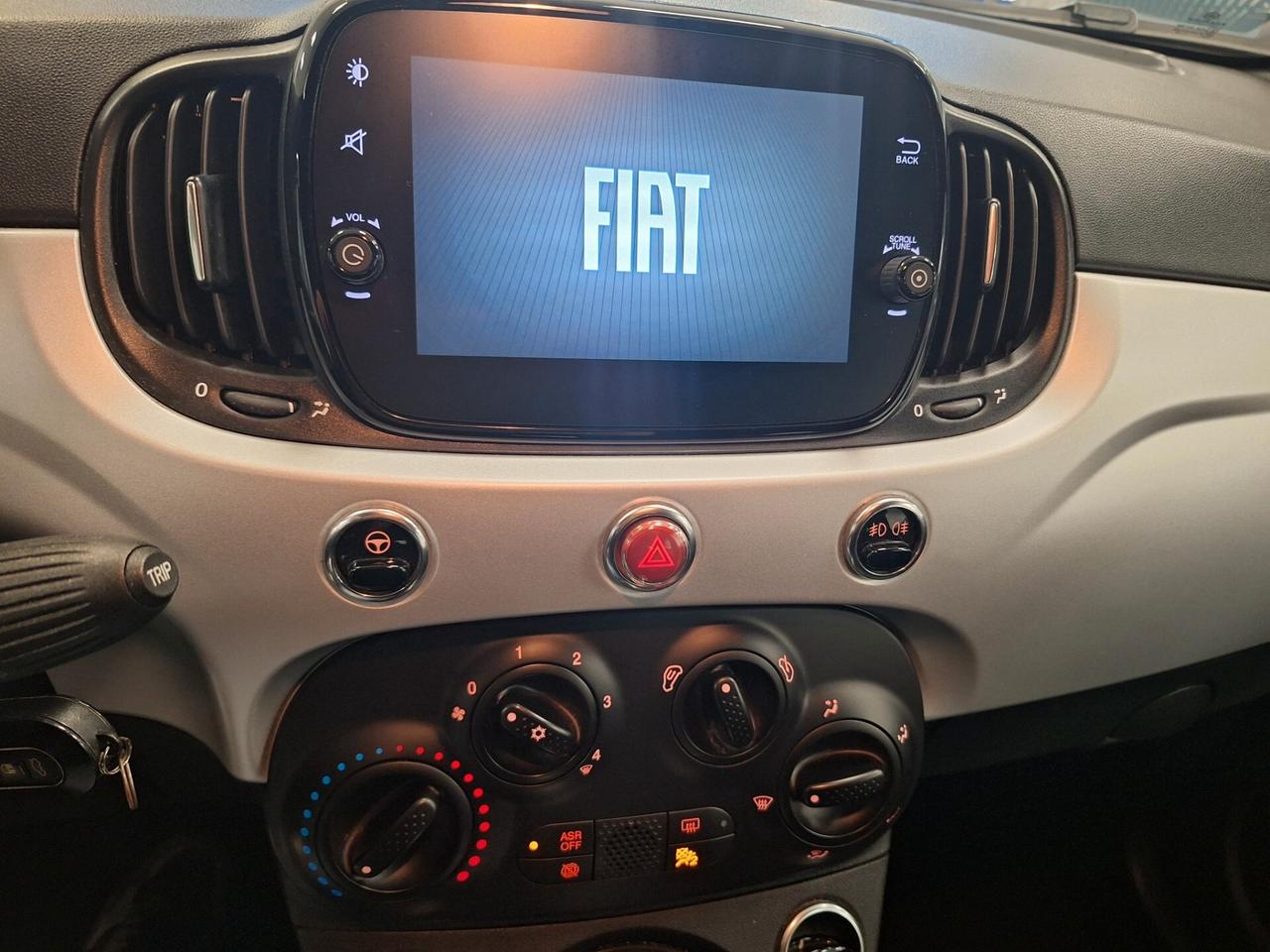 Fiat 500 1.0 Hybrid Connect