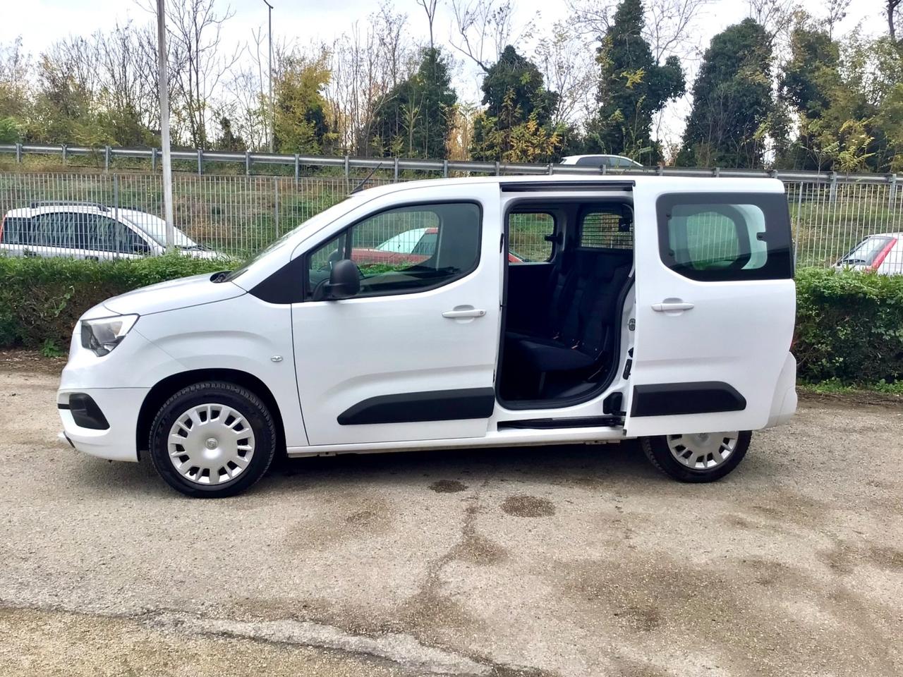 Opel Combo Autocarro 5 posti N1 1.5 diesel 100cv Life