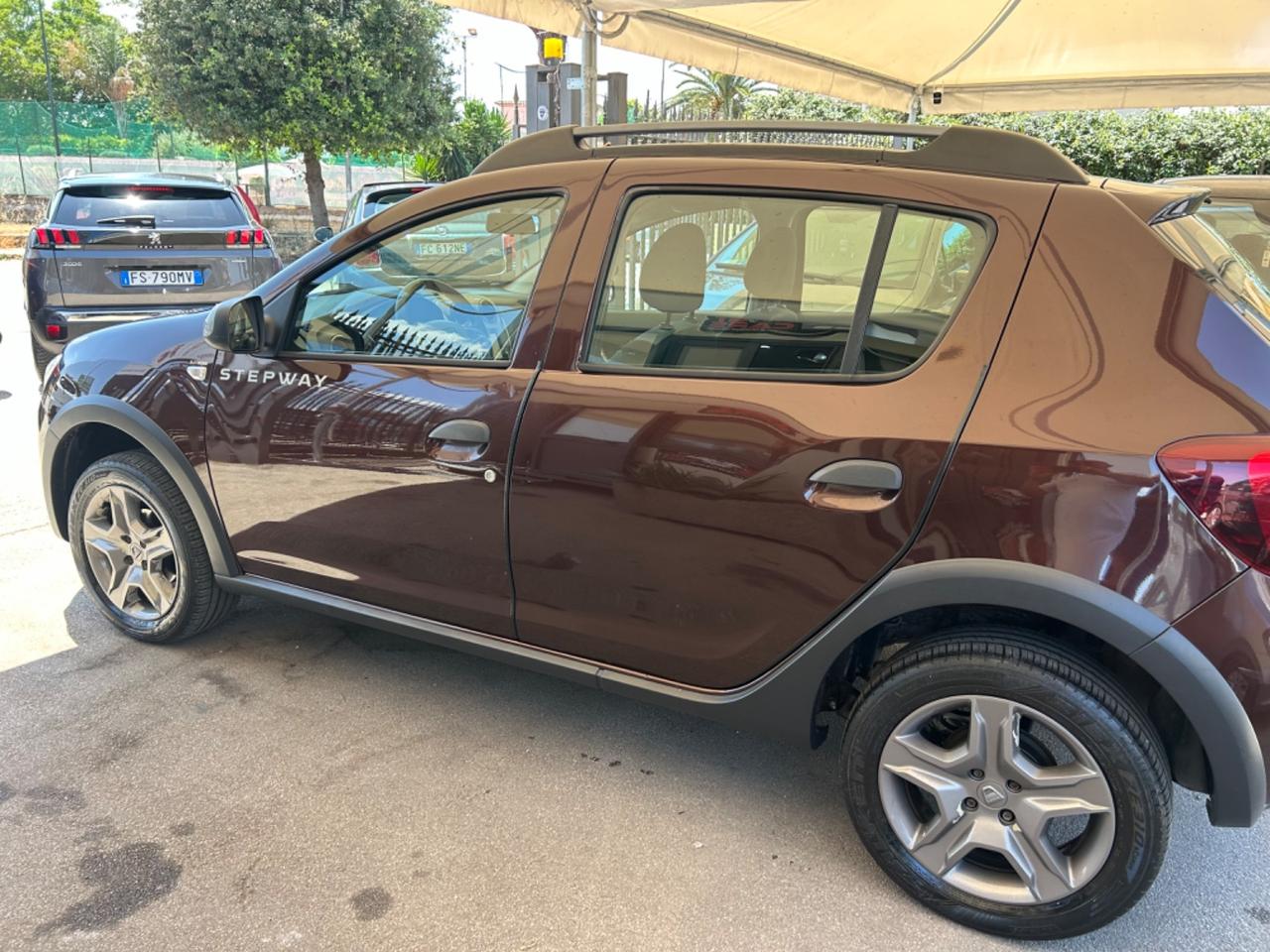 Dacia Sandero 0.9 TCe 12V TurboGPL 90CV Start&Stop Lauréate