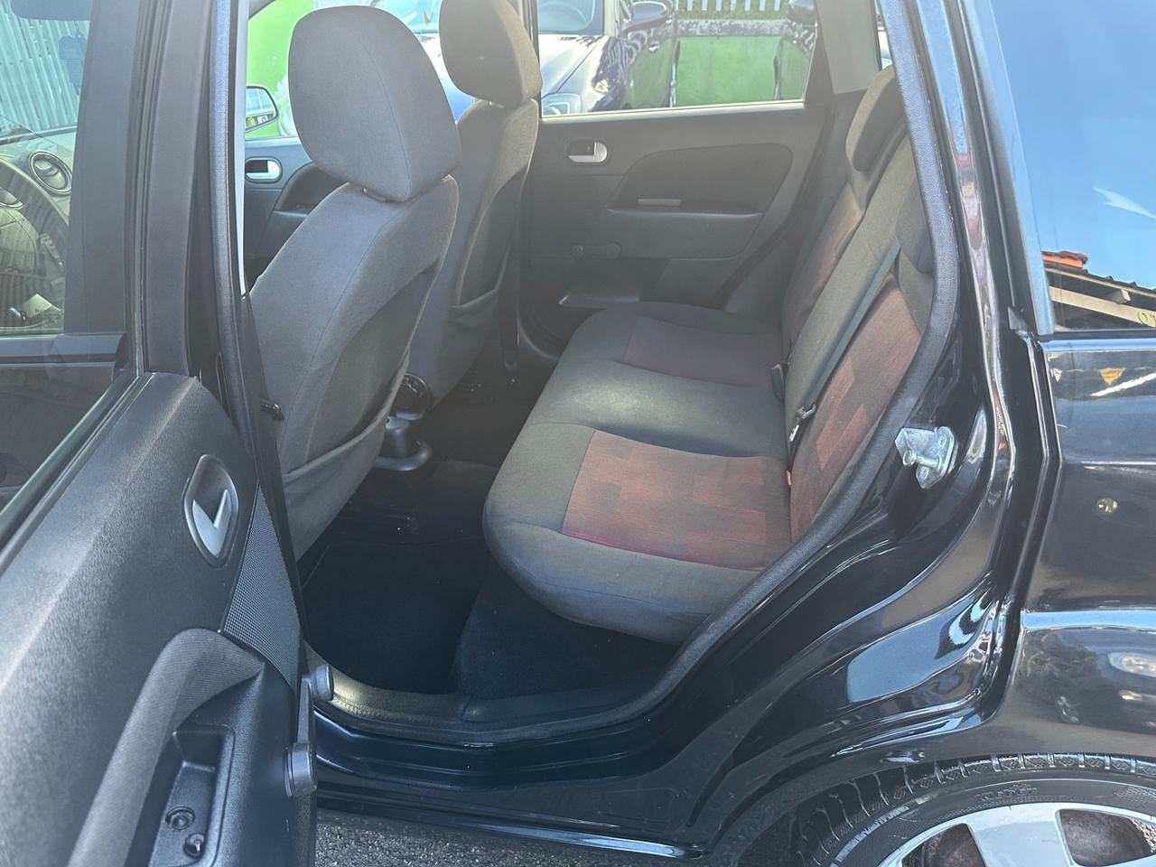 Ford Fiesta 1.4 TDCi 5p. Ghia 05/2006