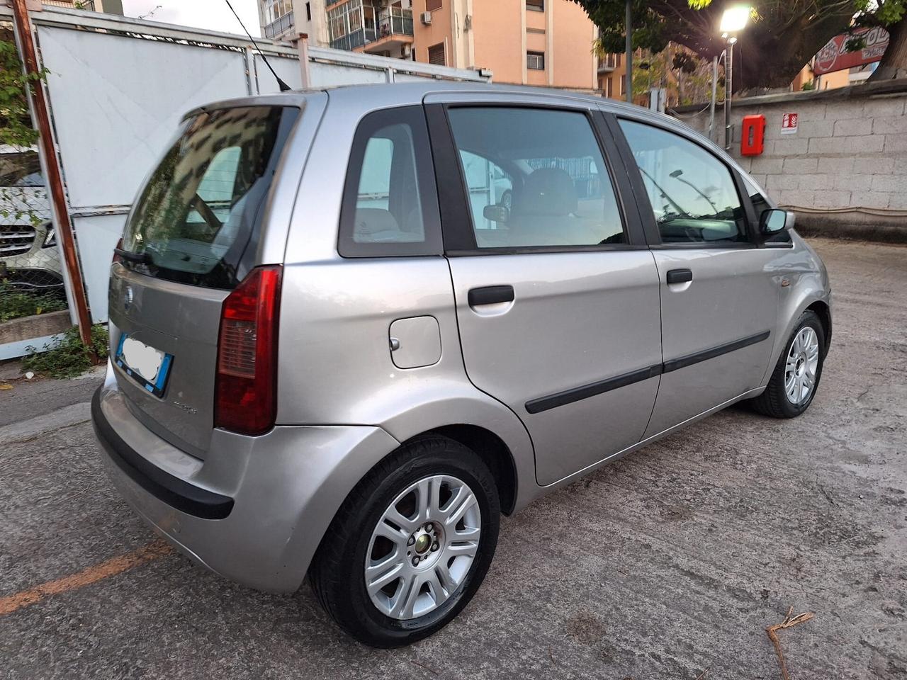 Fiat Idea 1.3 Multijet 16V Emotion