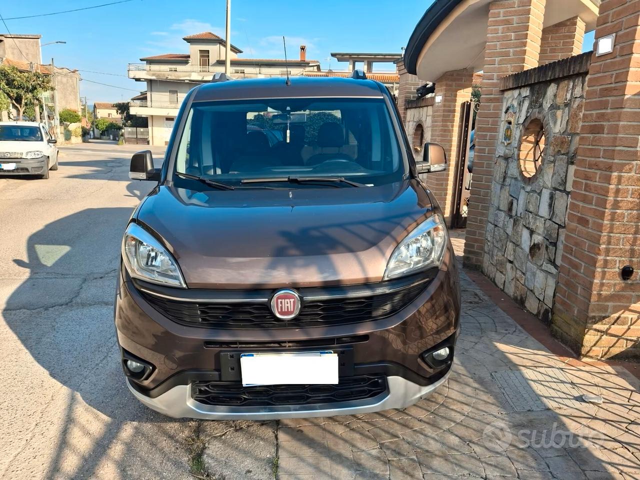 Fiat Doblò 1.6 MJT 16V 120CV Trekking 5 POSTI CLIMA CERCHI BARRE BLUETOOTH MULTIFUNZIONE PDC CRUISE