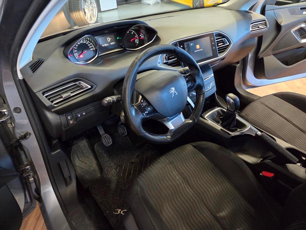Peugeot 308 5 Porte 308 5p 1.6 bluehdi Active s&s 100cv