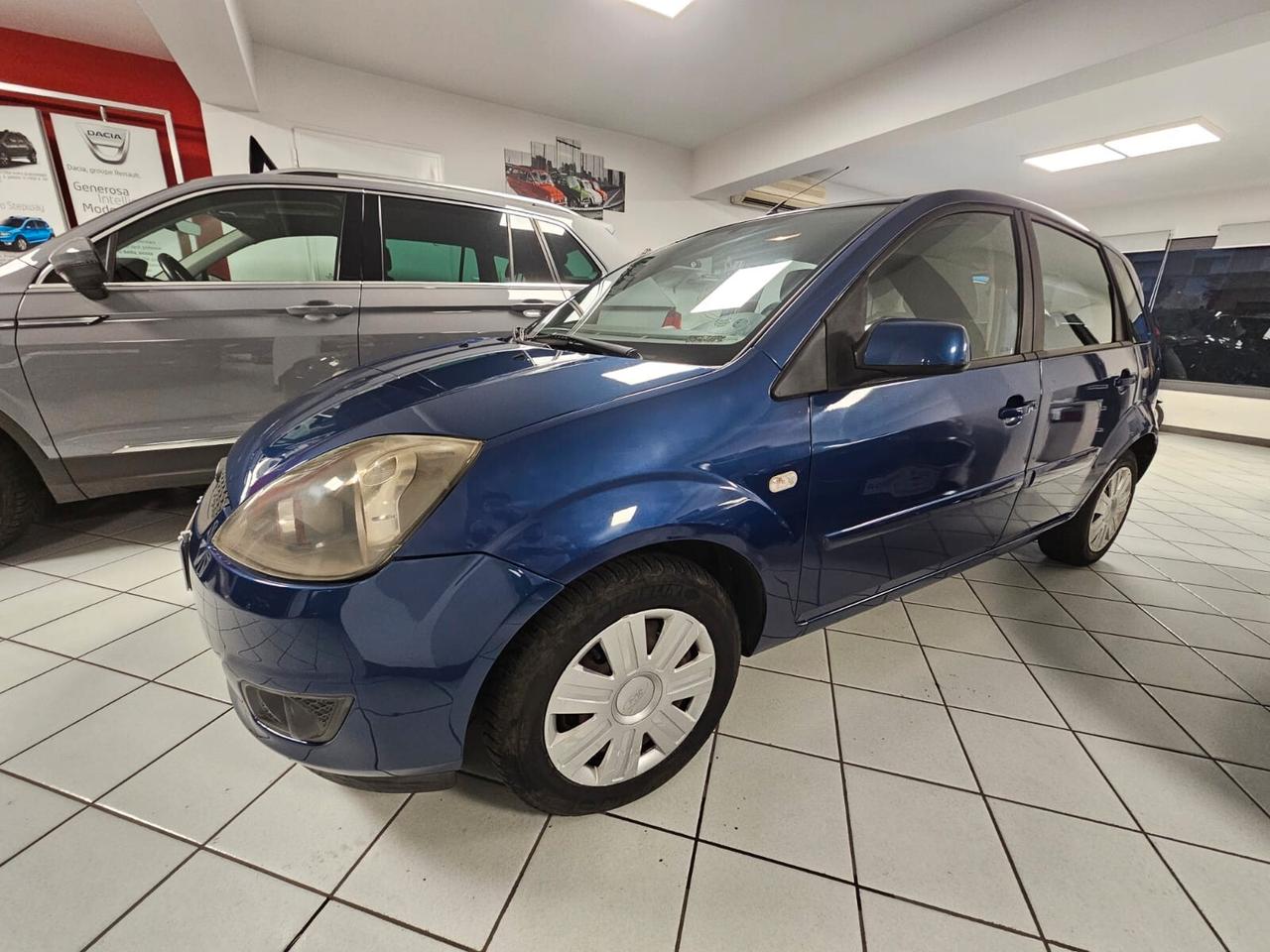 Ford Fiesta 1.2 16V 5p. Ghia