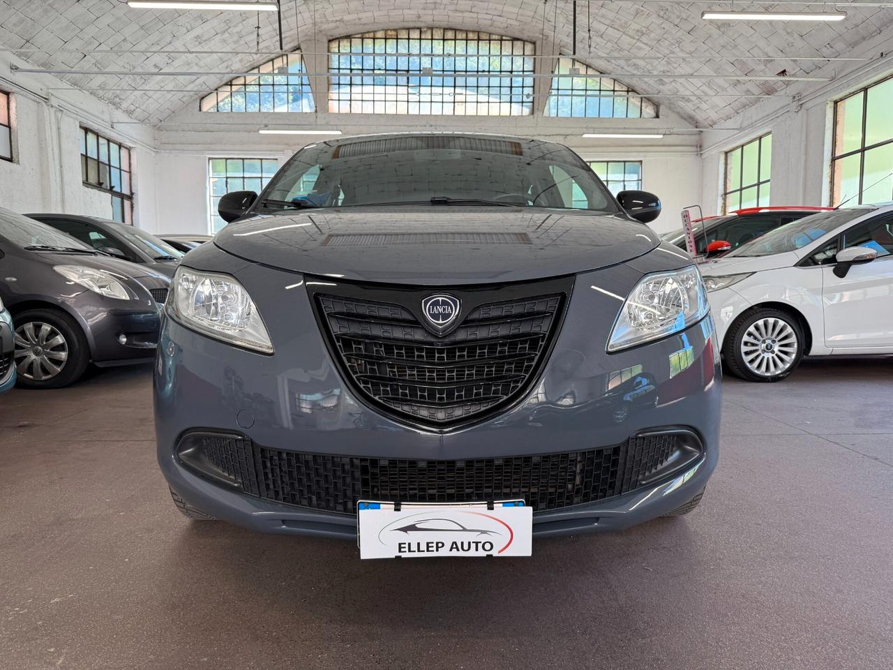 Lancia Ypsilon 1.2 69 CV 5 porte Elefantino