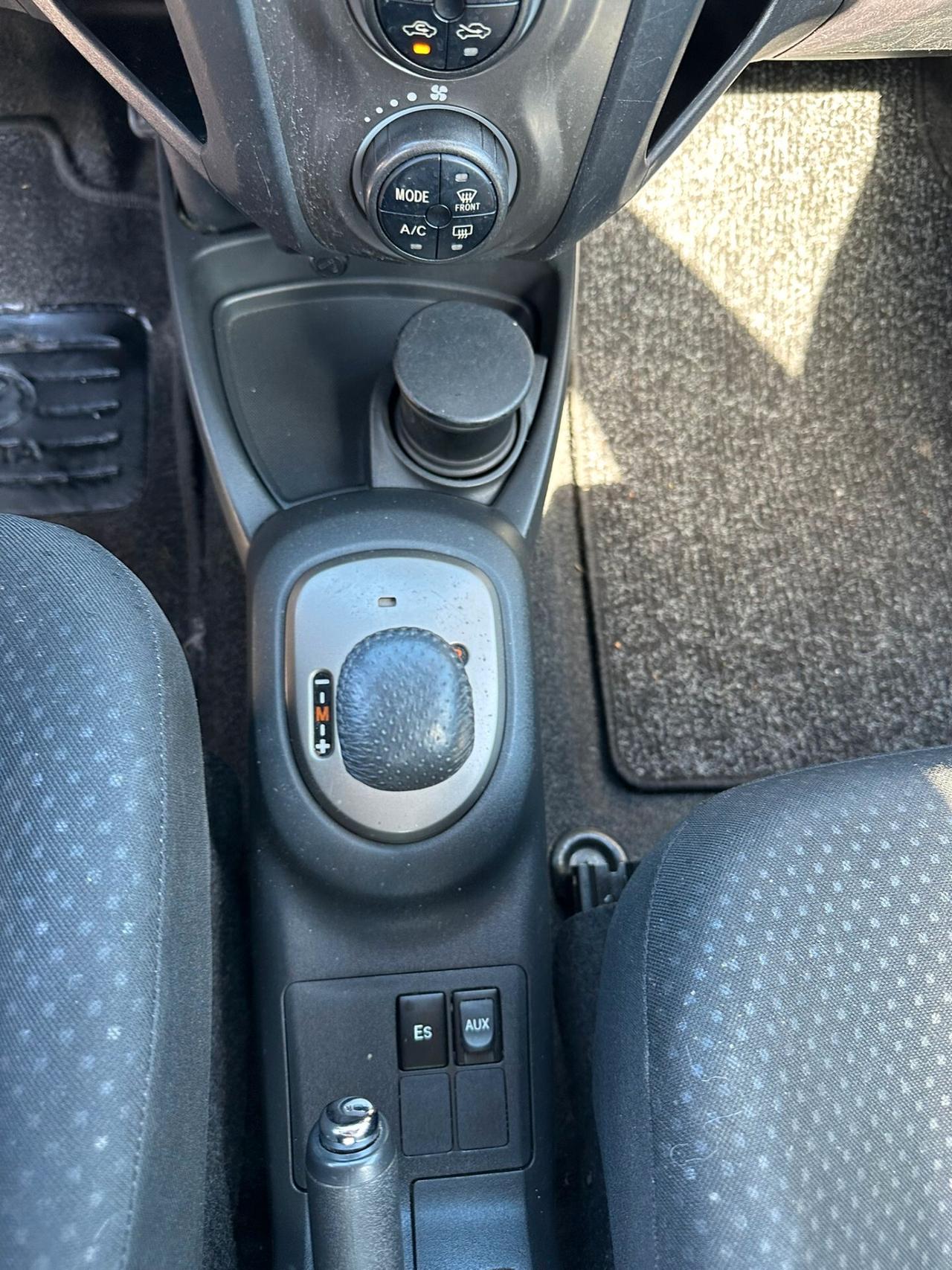 Toyota Yaris 1.4 D-4D DPF 3 porte M-MT Sol