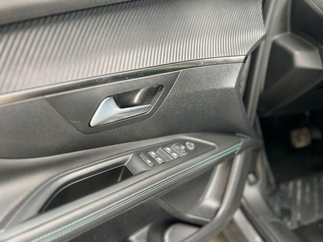 PEUGEOT 5008 5008 BlueHDi 130 S&S EAT8 Allure Pack