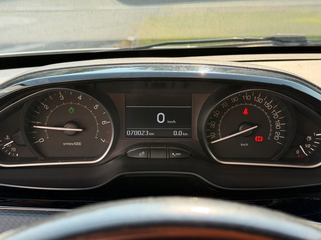 Peugeot 208 1.2 82 5 porte Allure