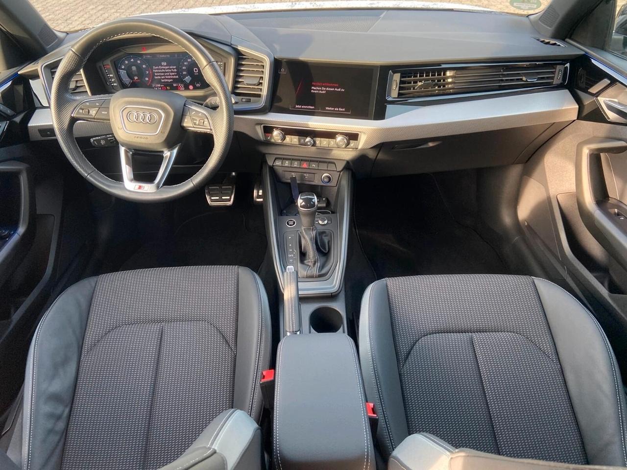 Audi A1 SPB 30 TFSI S tronic line edition