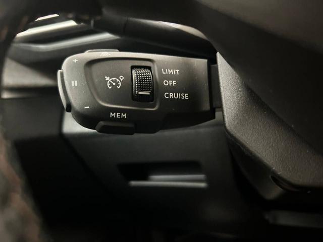 PEUGEOT 3008 Hybrid4 300 e-EAT8 GT Pack