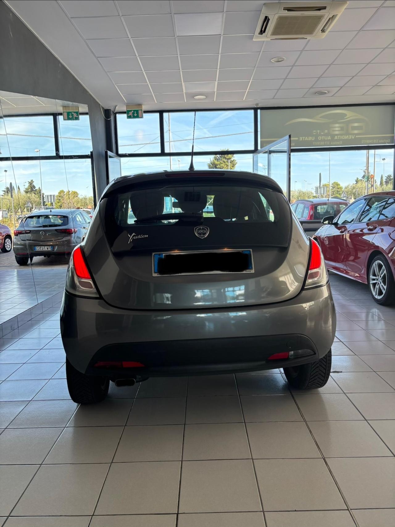 Lancia Ypsilon 1.2 69 CV 5 porte GPL Ecochic Gold
