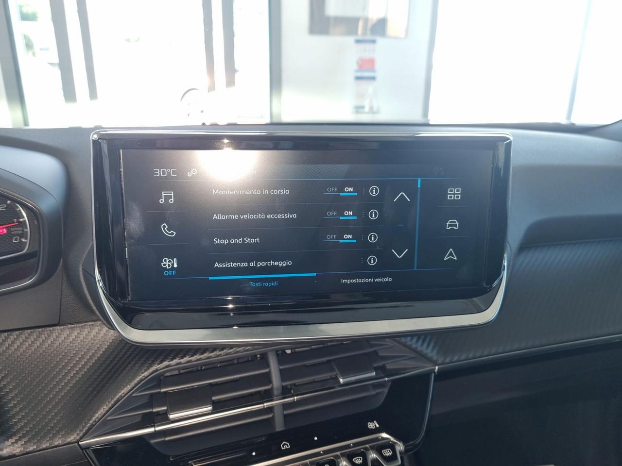 Peugeot 2008 12 PT STYLE