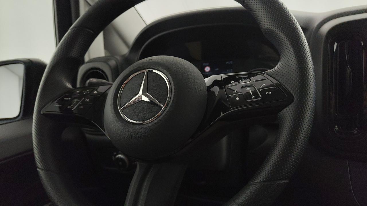Mercedes-Benz Vito III - vito 114 cdi compact mixto
