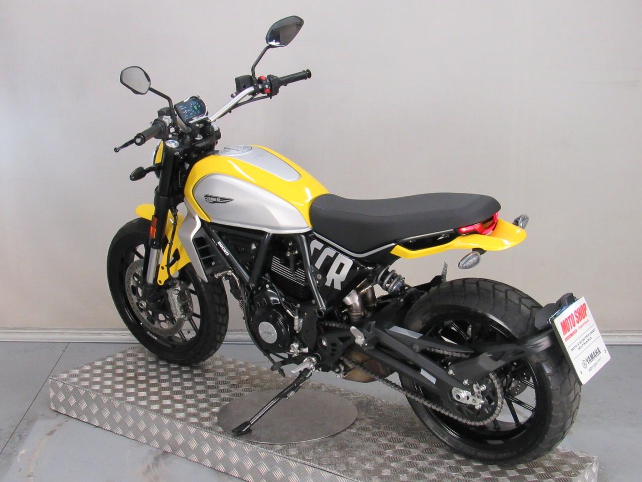 Ducati Scrambler ICON YELLOW