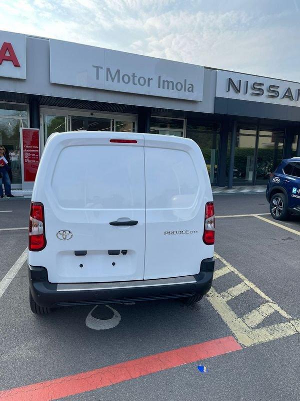 Toyota Proace City Verso L1 1.5 diesel 100CV M/T Active