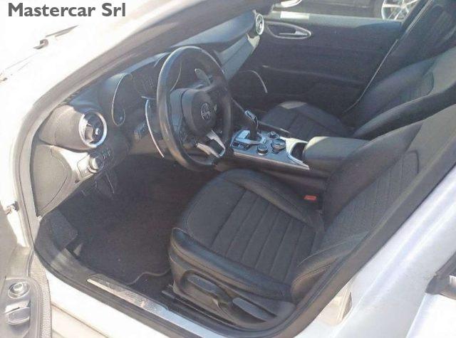 ALFA ROMEO Giulia Giulia 2.0 t Sprint 200cv auto - GL367JC