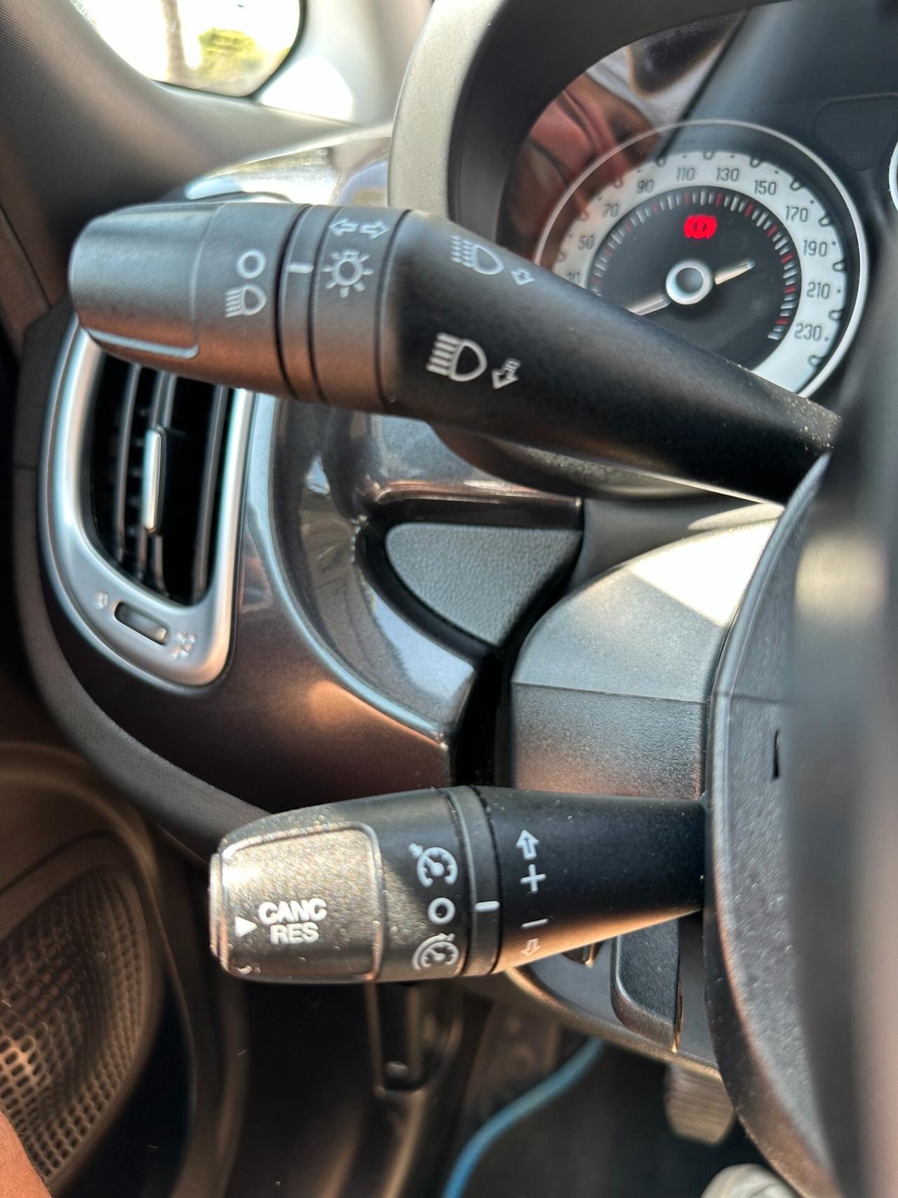 FIAT 500L 1.4 BENZINA 2016 UNIPRO