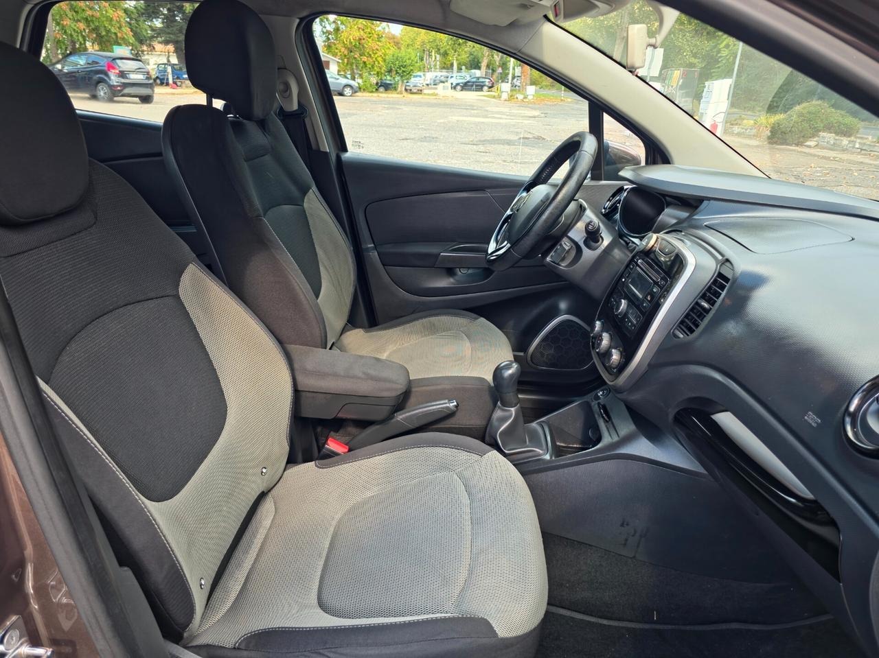 Renault Captur 1.5 dCi 8V 90 CV Start&Stop Energy R-Link E5B Manuale NEO 2014