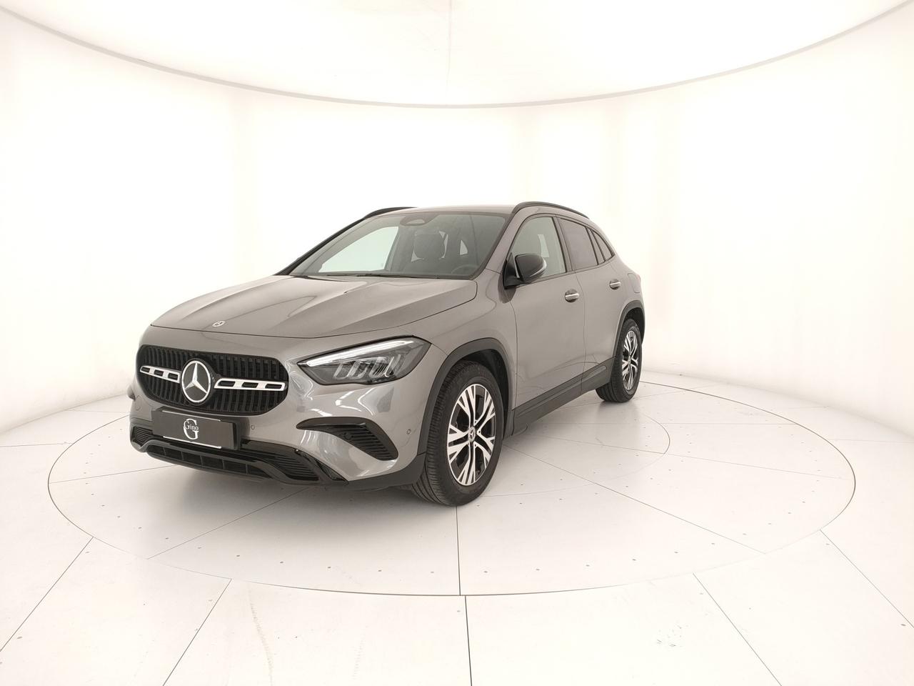 Mercedes-Benz GLA 180 d Progressive Advanced Plus auto