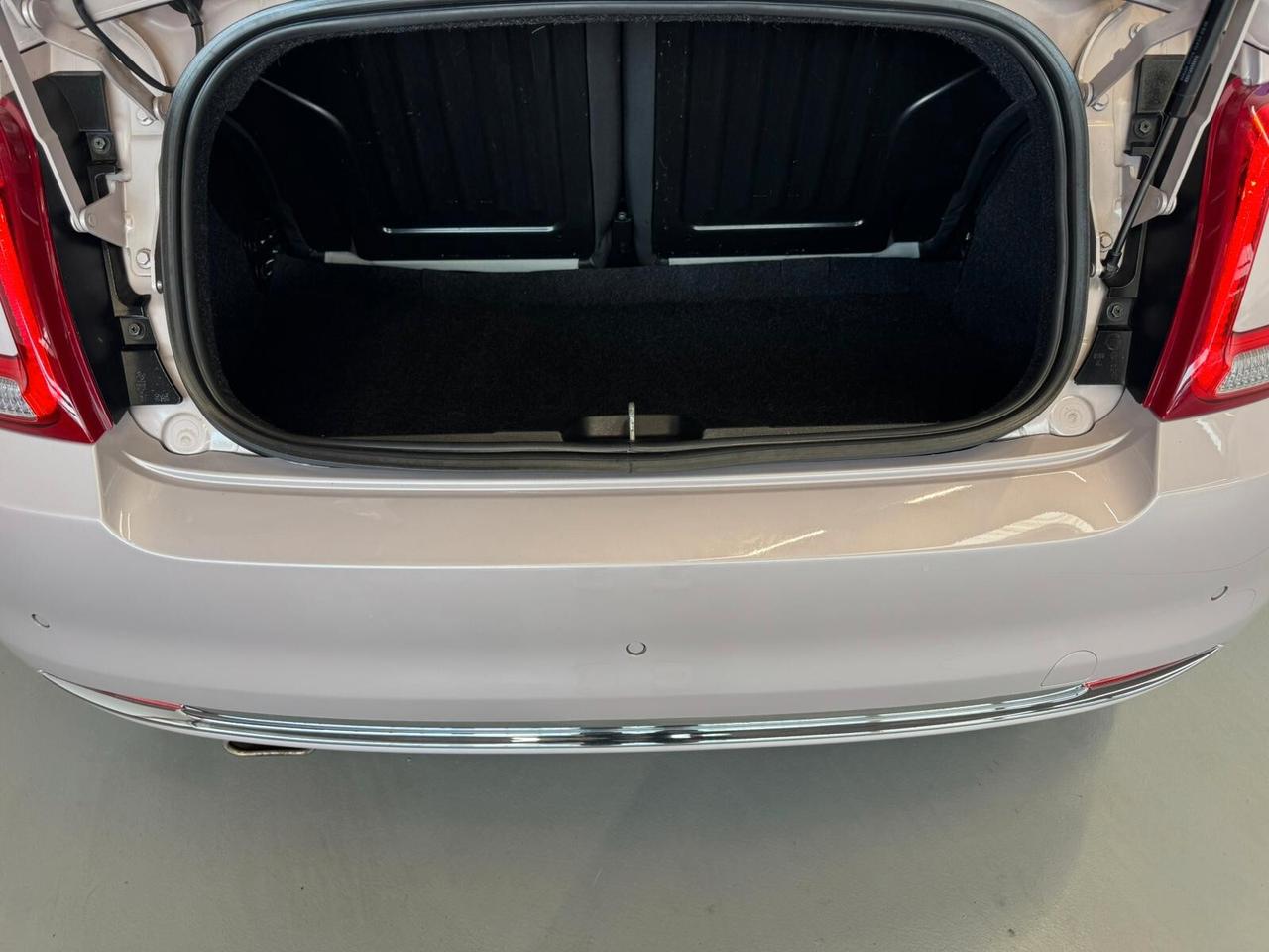 Fiat 500 C 1.0 Hybrid 70 CV Dolcevita
