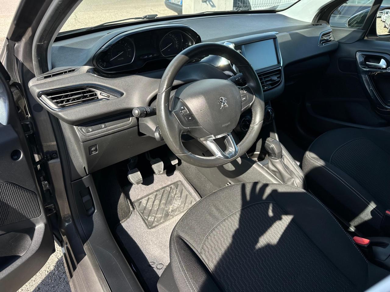Peugeot 208 PureTech 82 5p. GPL Allure neopatentati