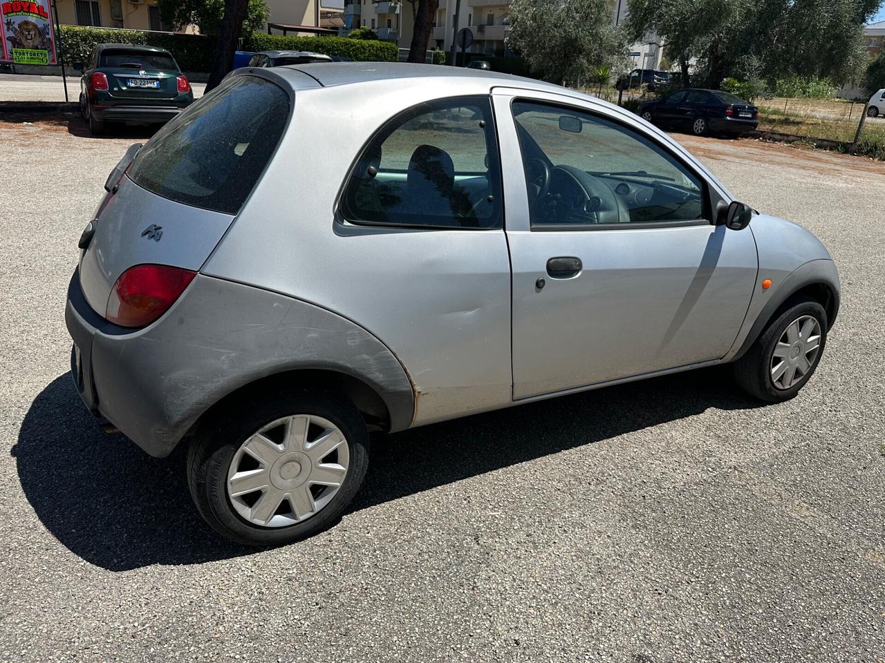 Ford Ka 1.3 benzina neopatentati 2003