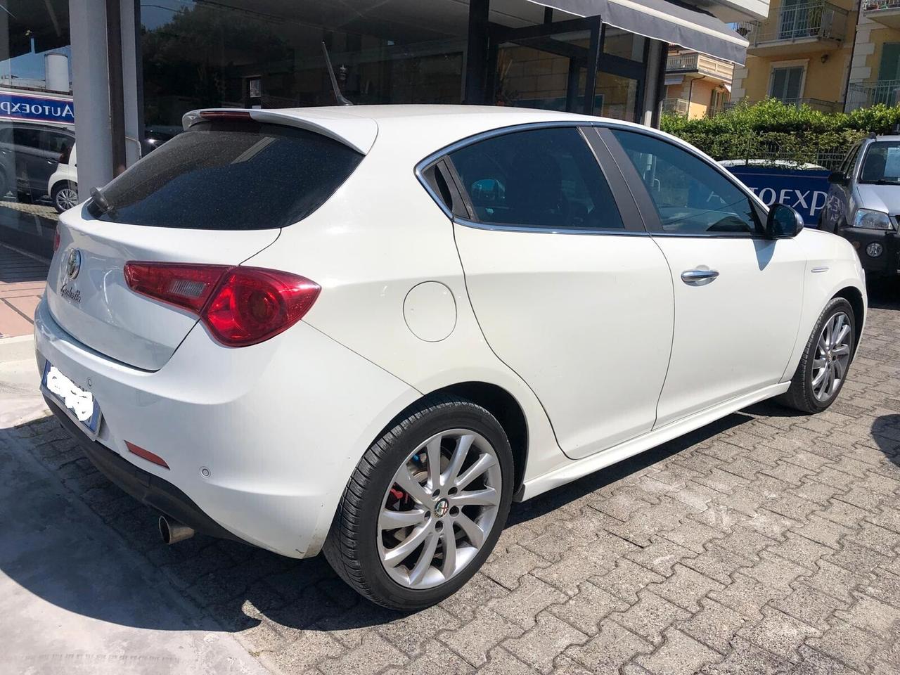 Alfa Romeo Giulietta 2.0 JTDm-2 170 CV Distinctive POSSIBILITA' GARANZIA EUROPEA CONFORMGEST FINO A 36 MESI!!!