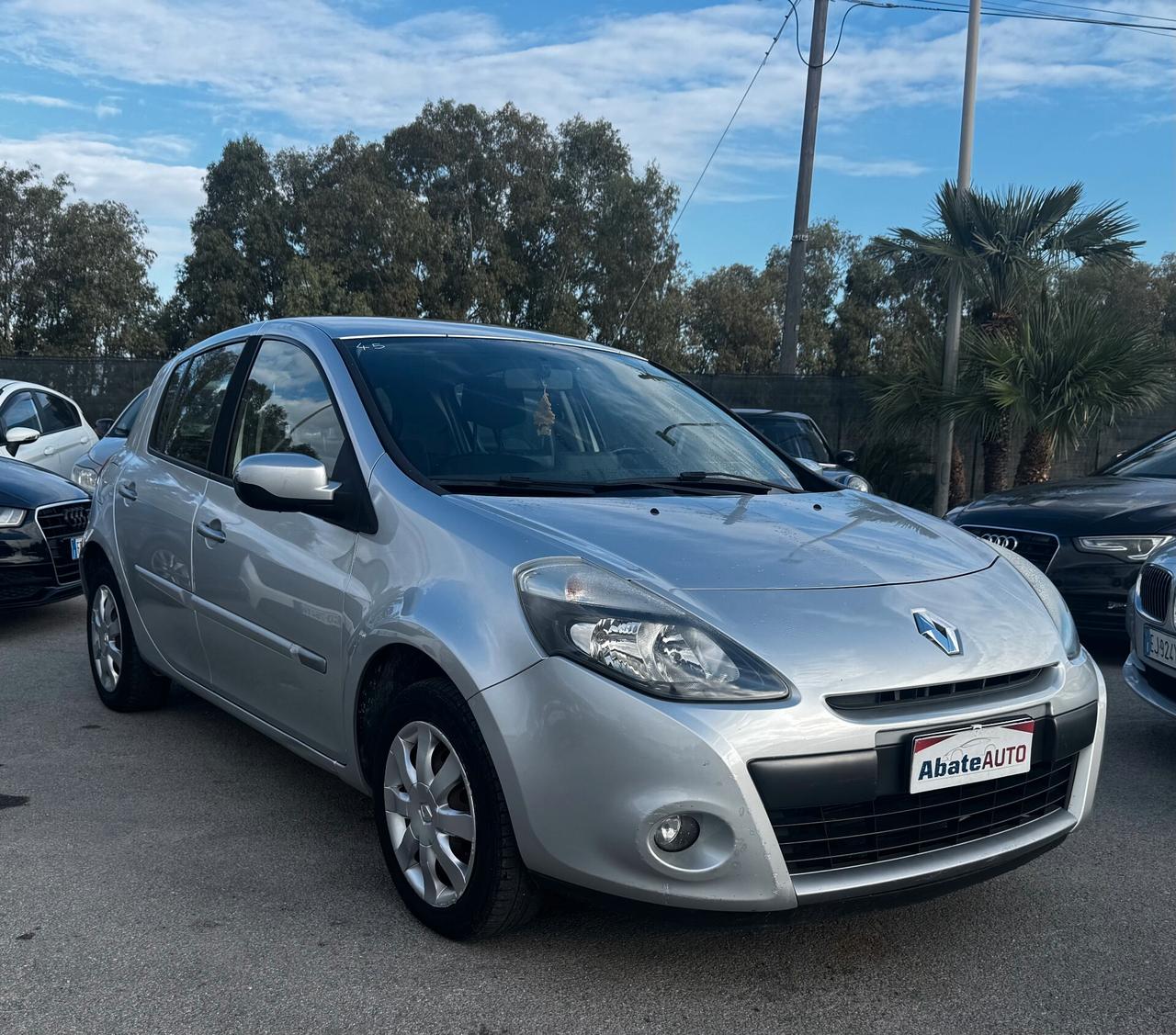 Renault Clio 1.2 16V 5 porte Luxe