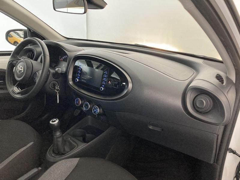 Toyota Aygo X 1.0B (72 CV) Active
