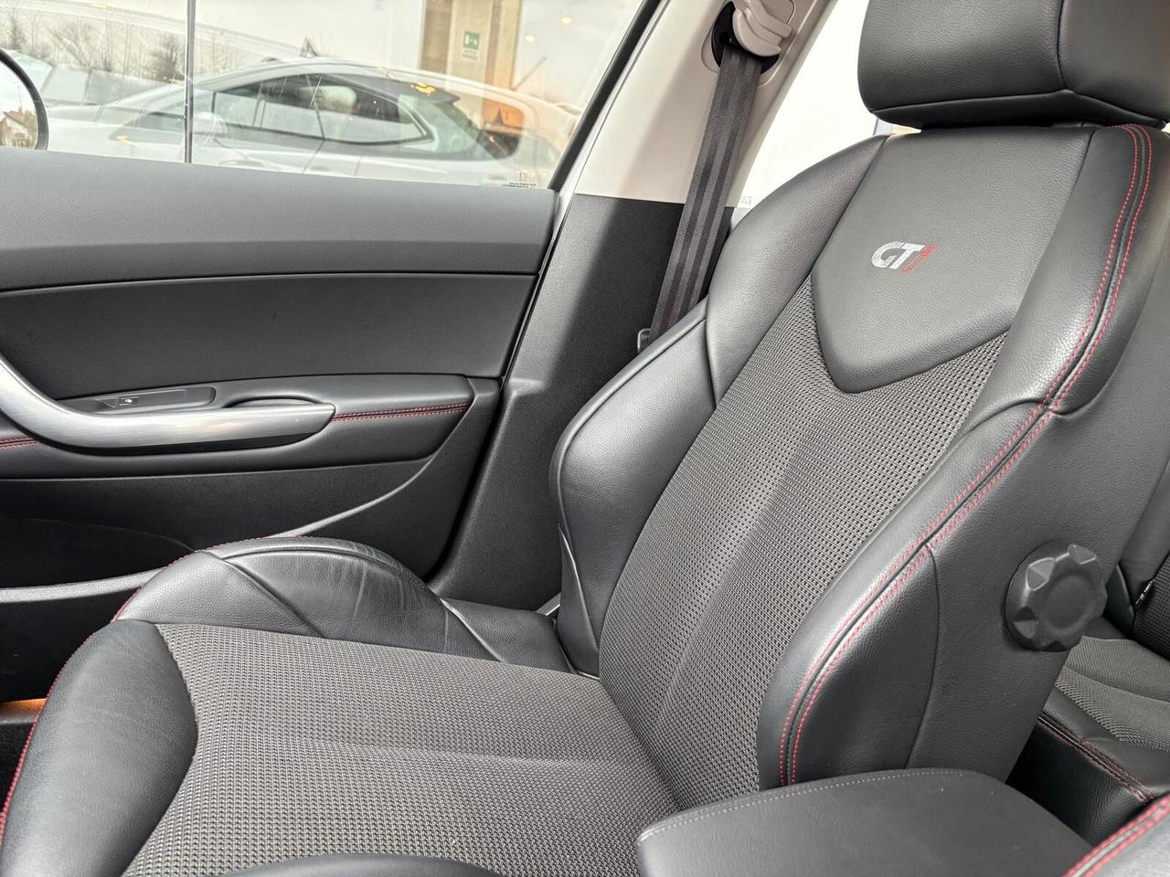 Peugeot 308 GTi 1.6 THP 200 CV 5p.
