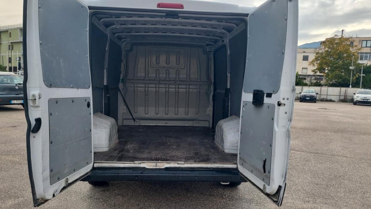 Citroen Jumper 28 BlueHDi 120 S&S PC-TN Furgone