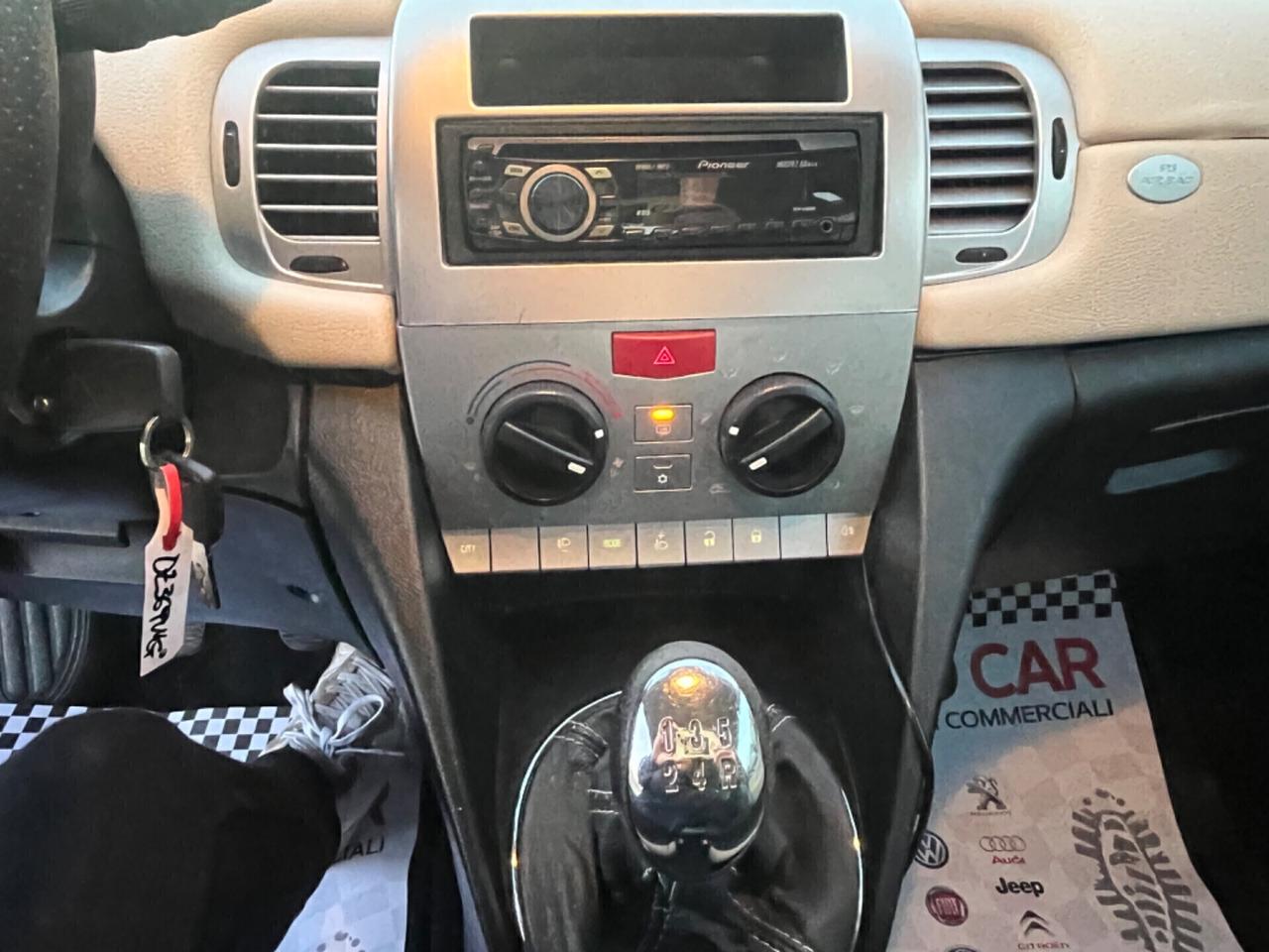 Lancia Ypsilon Platino Ecochic GPL - 2009