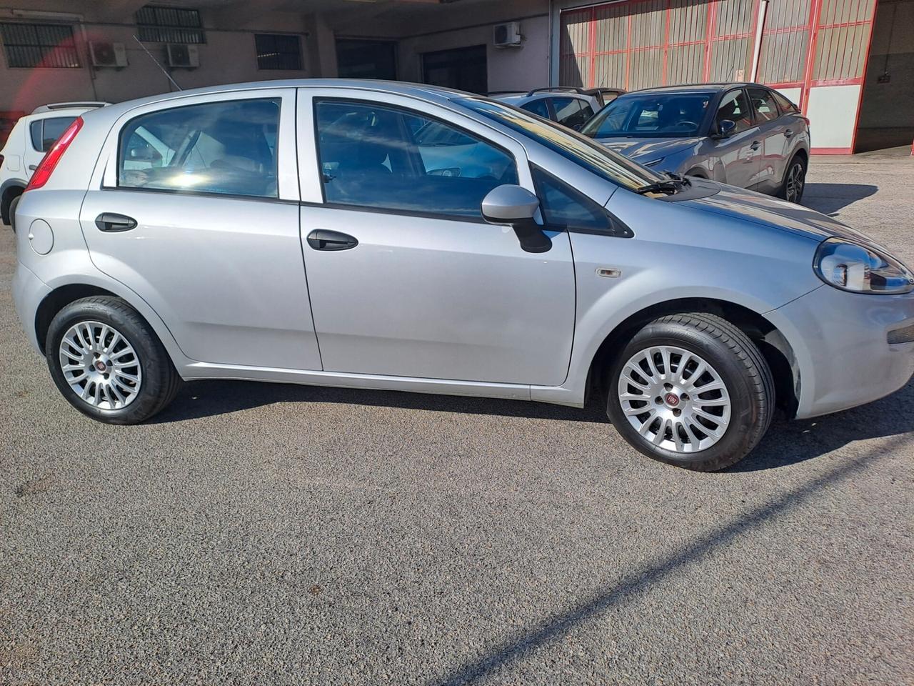 Fiat Punto 1.2 8V 5 porte Street