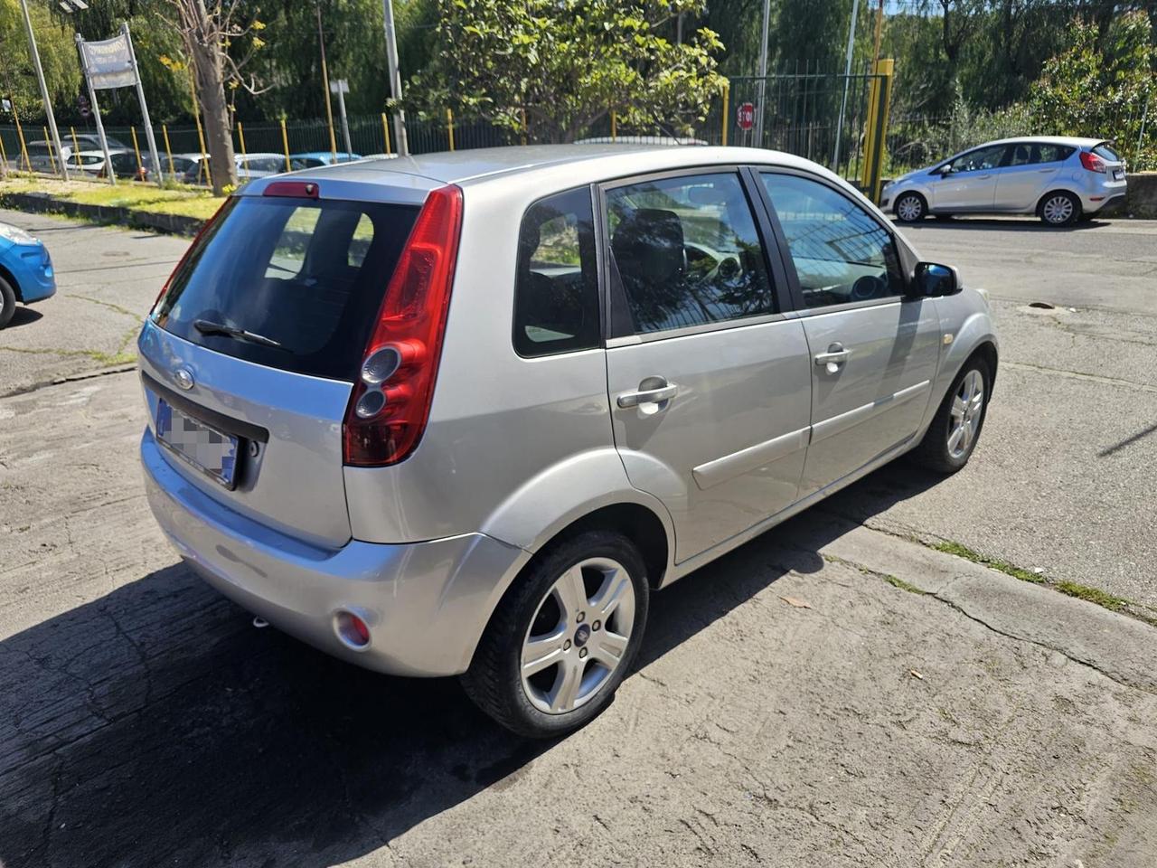 Ford Fiesta 1.4 TDCi 5p. Ghia