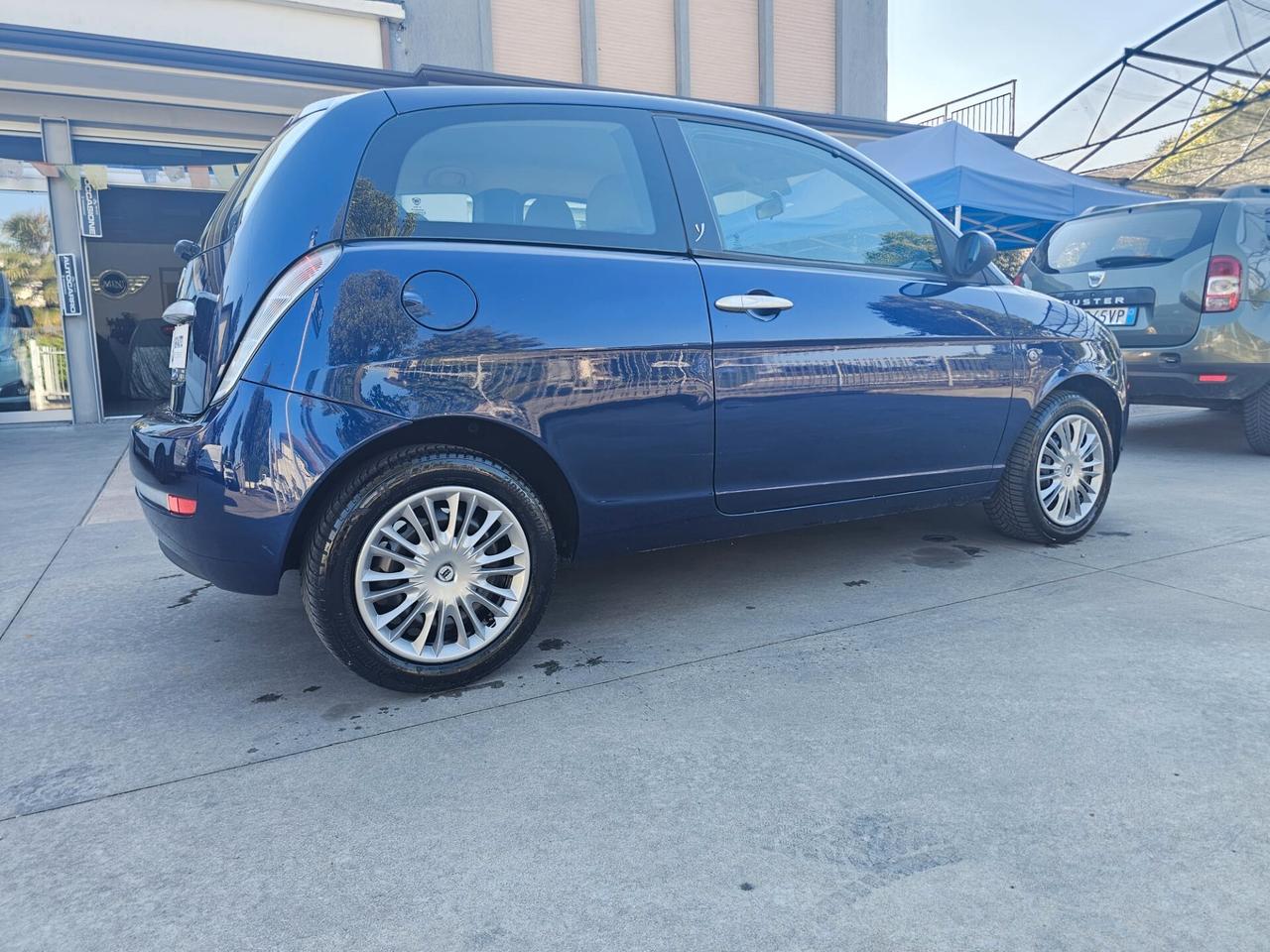 Lancia Ypsilon 1.3 MJT 75 CV