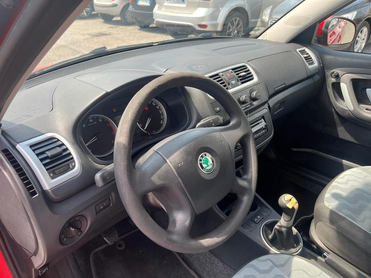 Skoda Fabia 1.4 5p. **NEOPATENTATI**