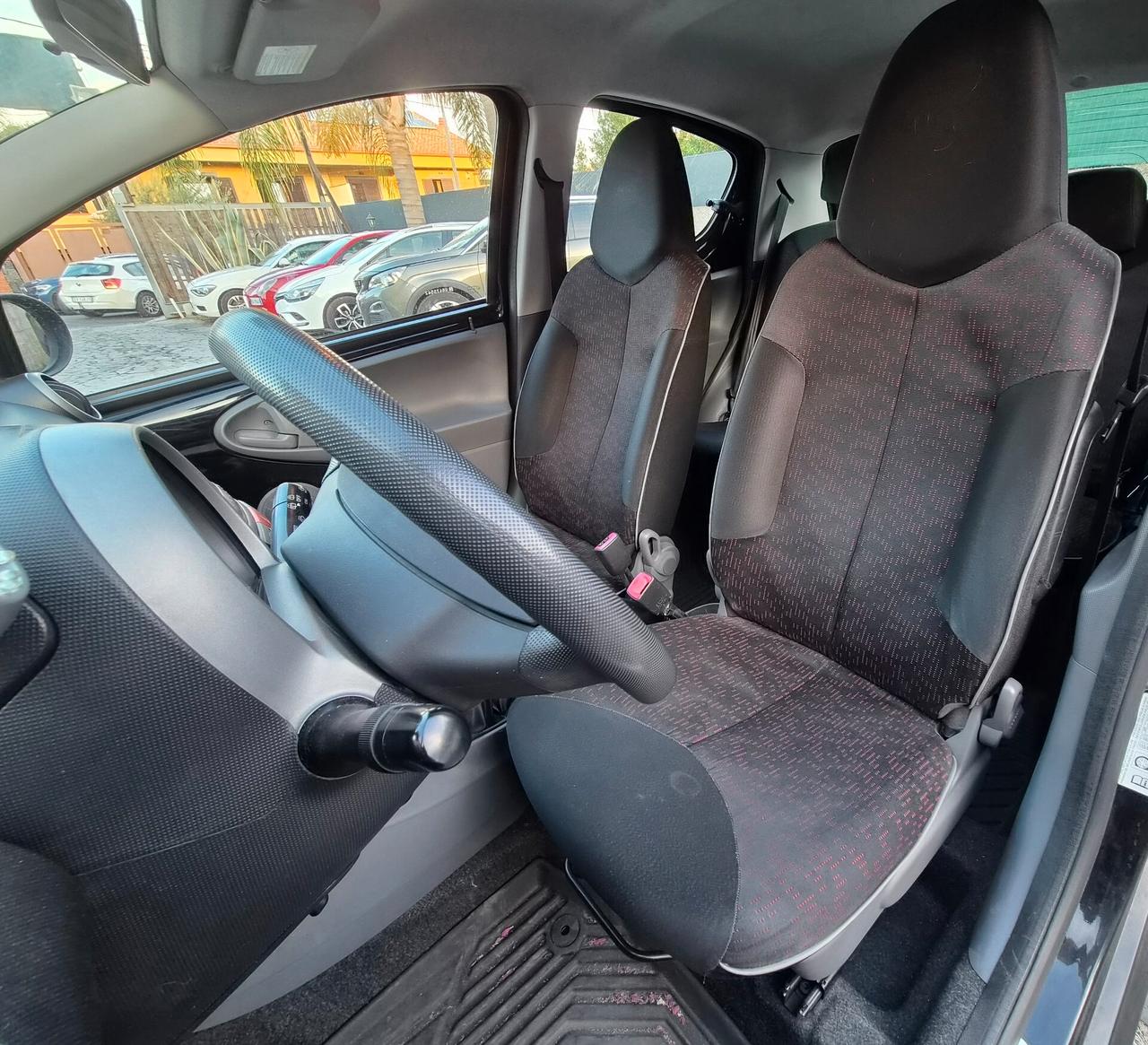 Peugeot 107 1.0 68CV 5p. Sweet Years