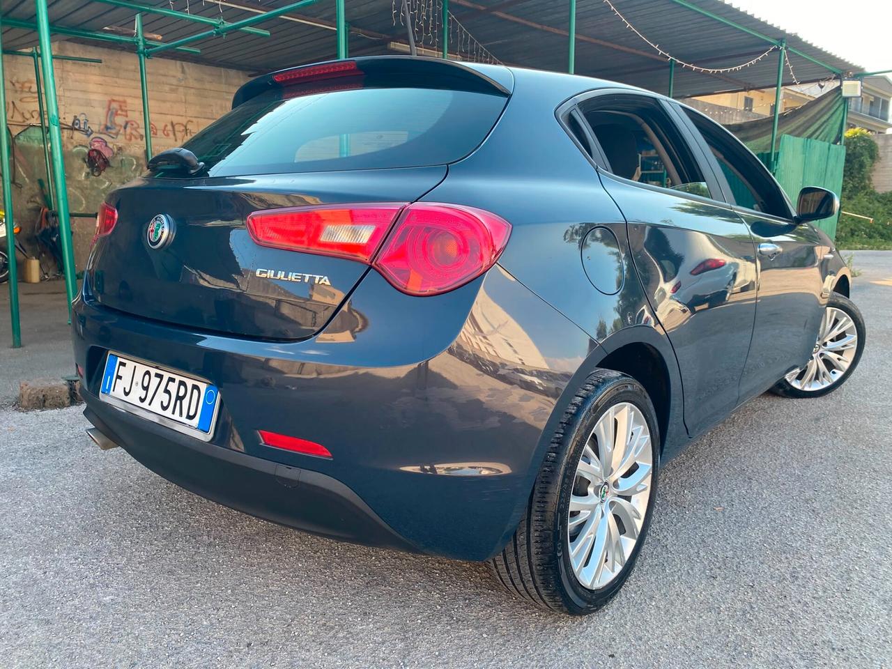 Alfa Romeo Giulietta 1.6 JTDm 120 CV full 2017