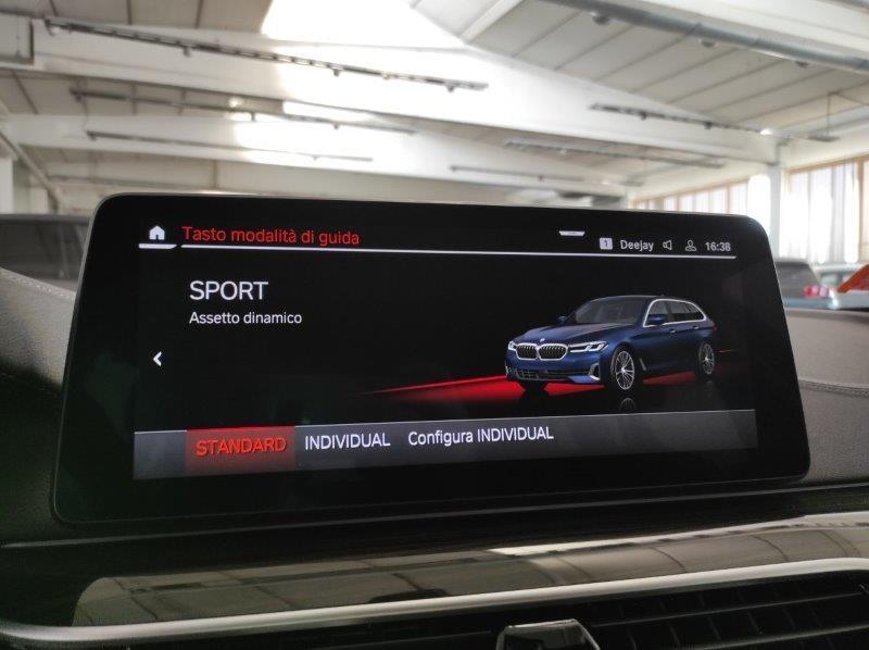 BMW Serie 5(G30/31/F90) - 520d 48V xDrive Touring Luxury