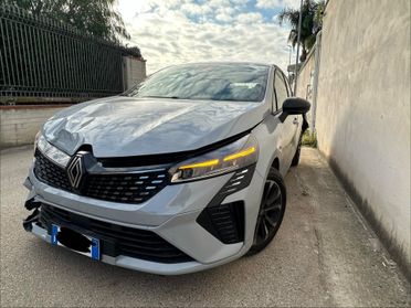 Renault Clio GPL 2024 incidentata sinistrata