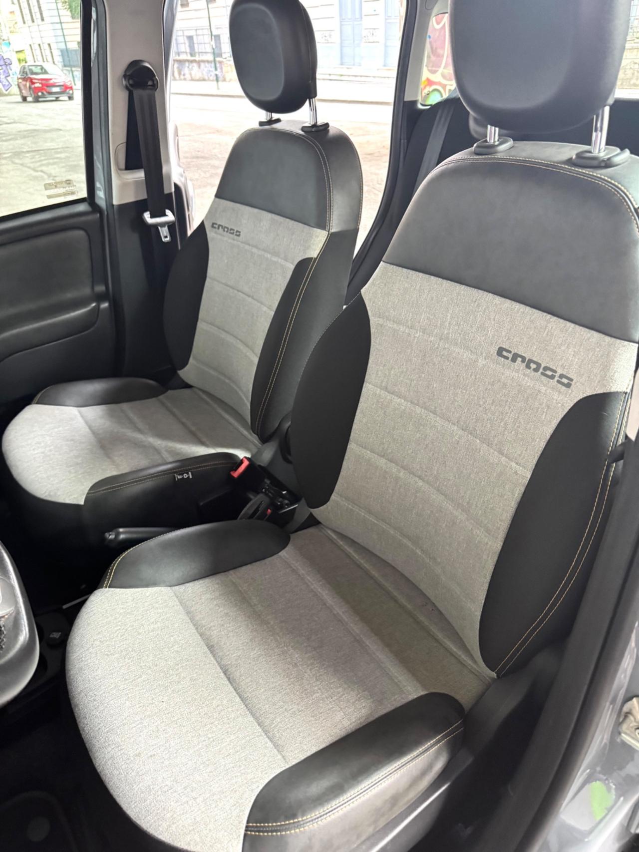 Fiat Panda 1.0 FireFly S&S Hybrid City Cross