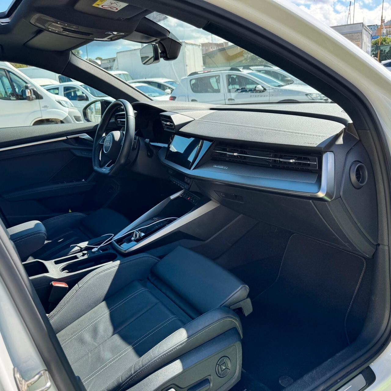 Audi S3 310 CV quattro S tronic anno 12/2021 Permute Finanziamento garanzia