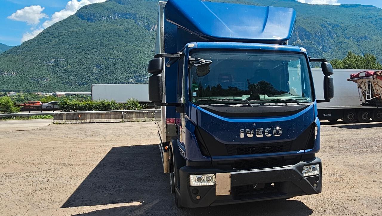 IVECO EUROCARGO 120 - 22 (Euro 6) 317.578 km