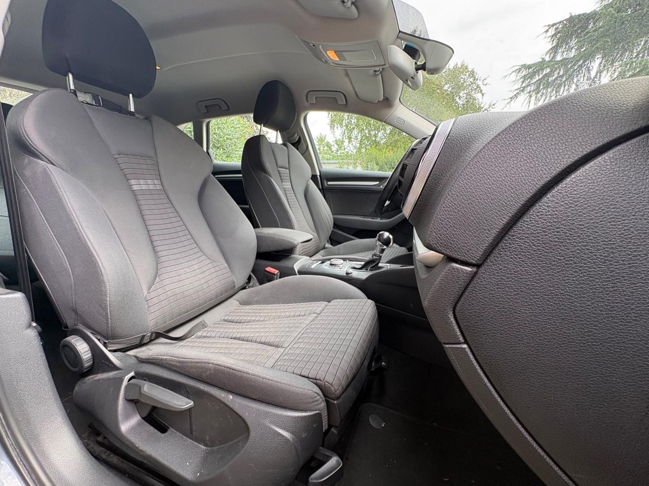 AUDI A3 Sportback 1.6 tdi Business 110cv S-Tronic