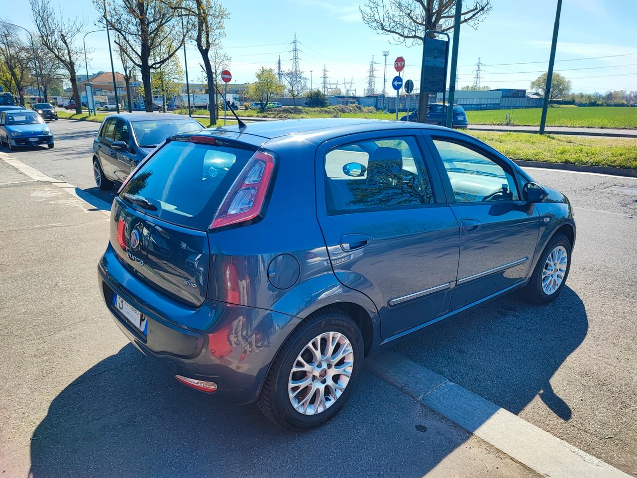 Fiat Punto Evo 1.4 5 porte Dynamic GPL