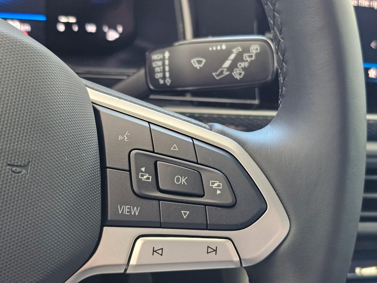 Volkswagen Taigo LIFE C16 Tetto Clima2Zone LED CarPlay Neopatentati