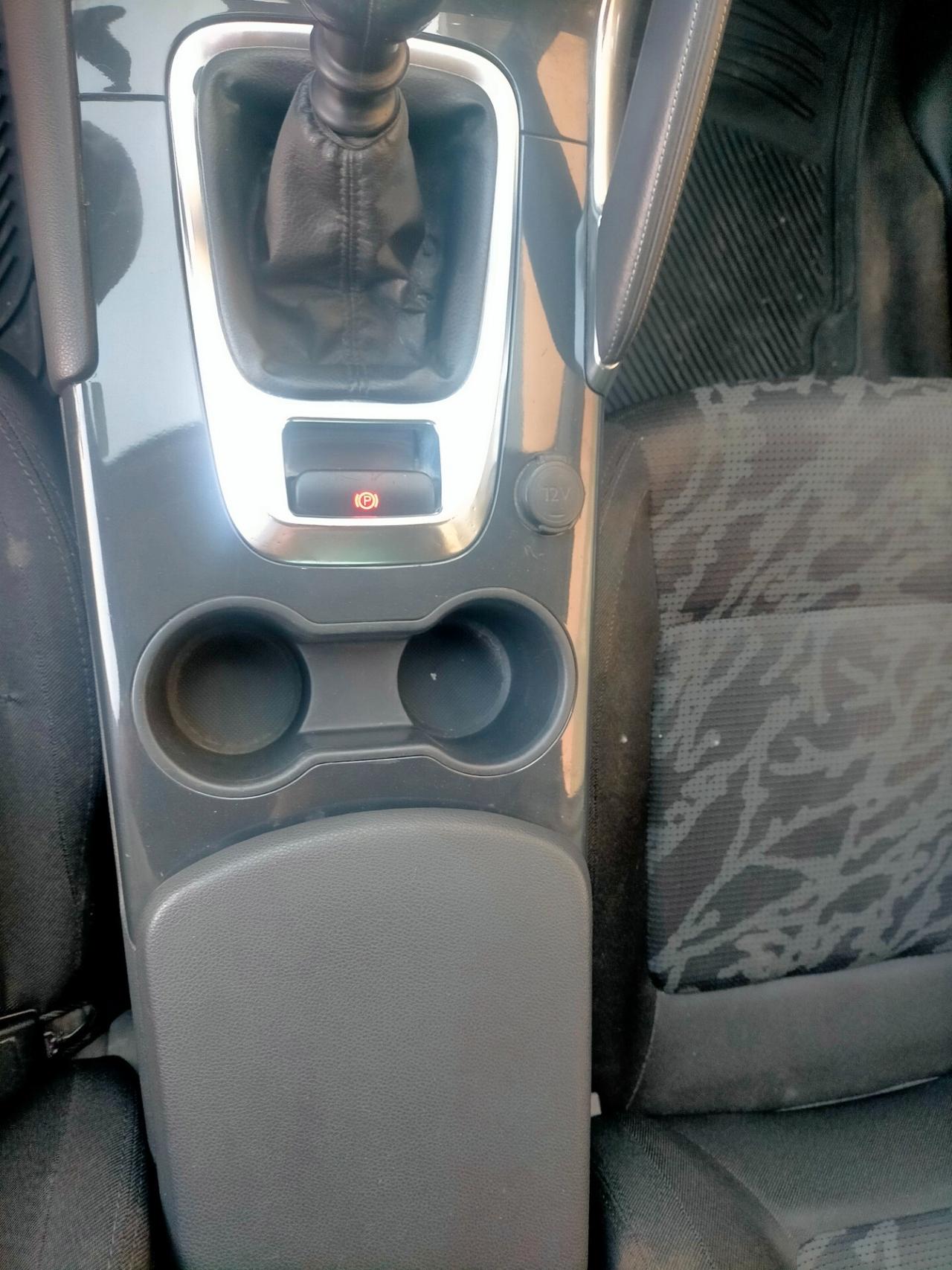 Peugeot 3008 1.6 HDi 110CV Premium