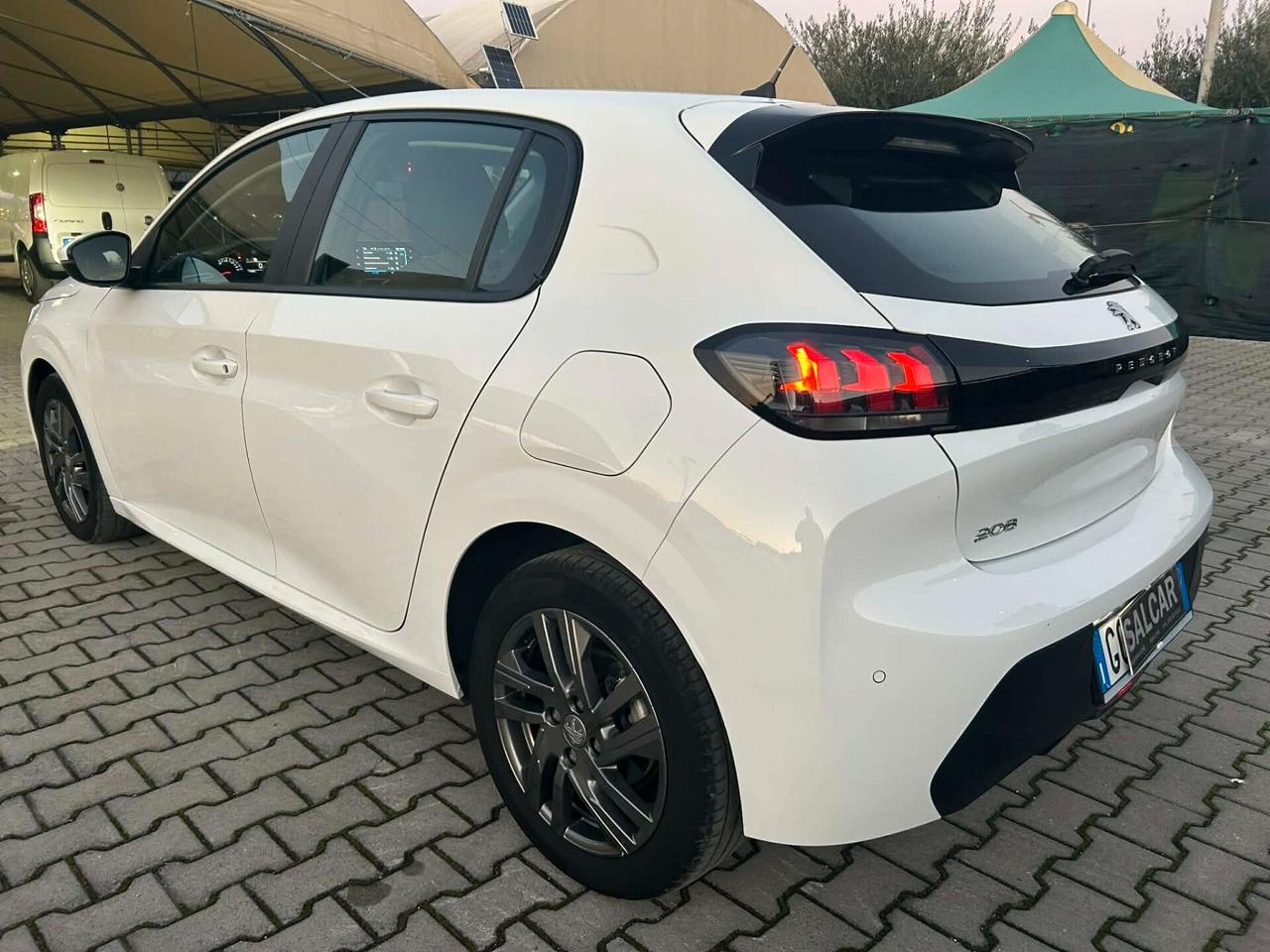 Peugeot 208 1.5 HDi 102 cv 5 porte uniproprietario