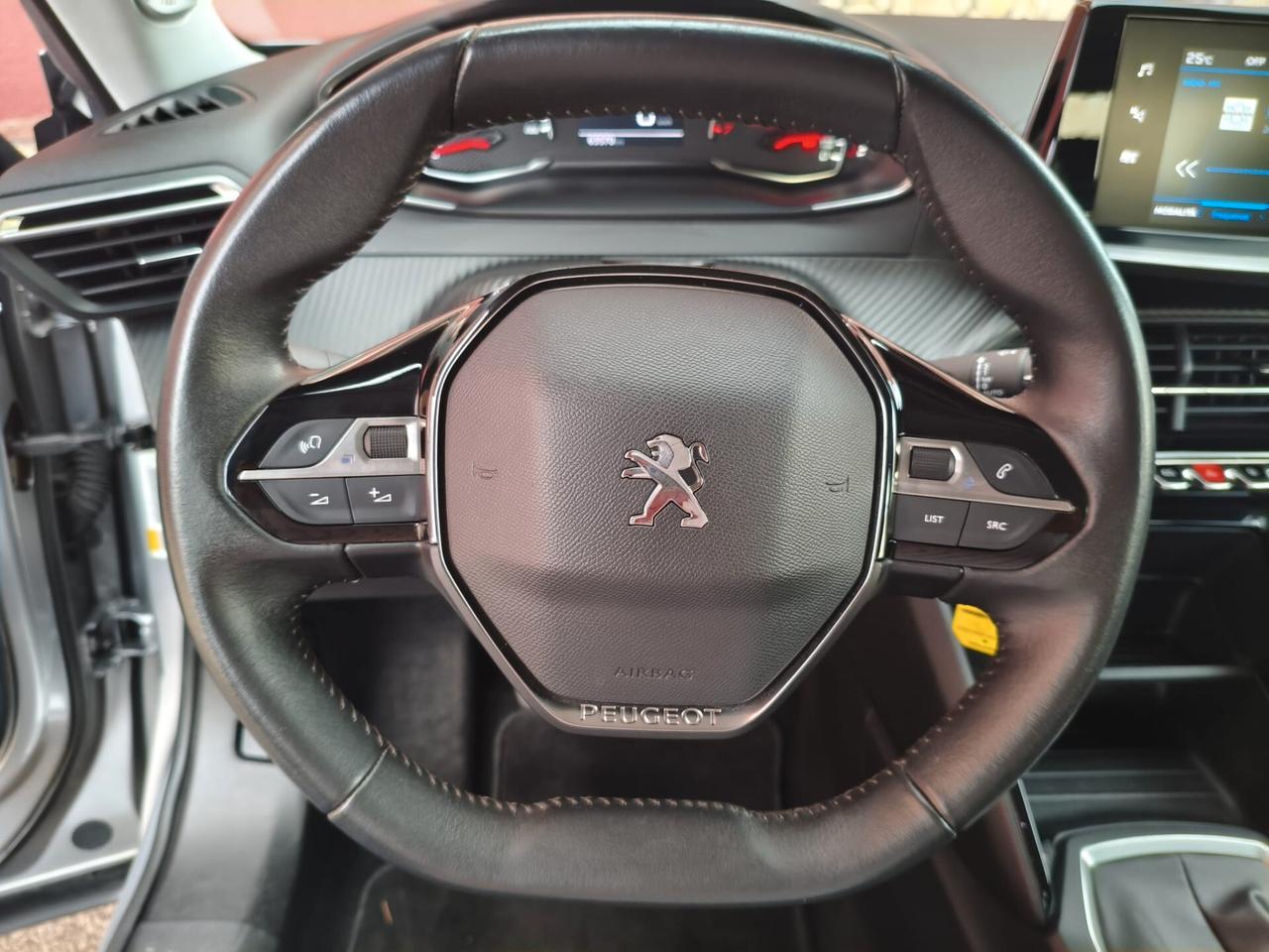 Peugeot 2008 PureTech 100 S&S Active