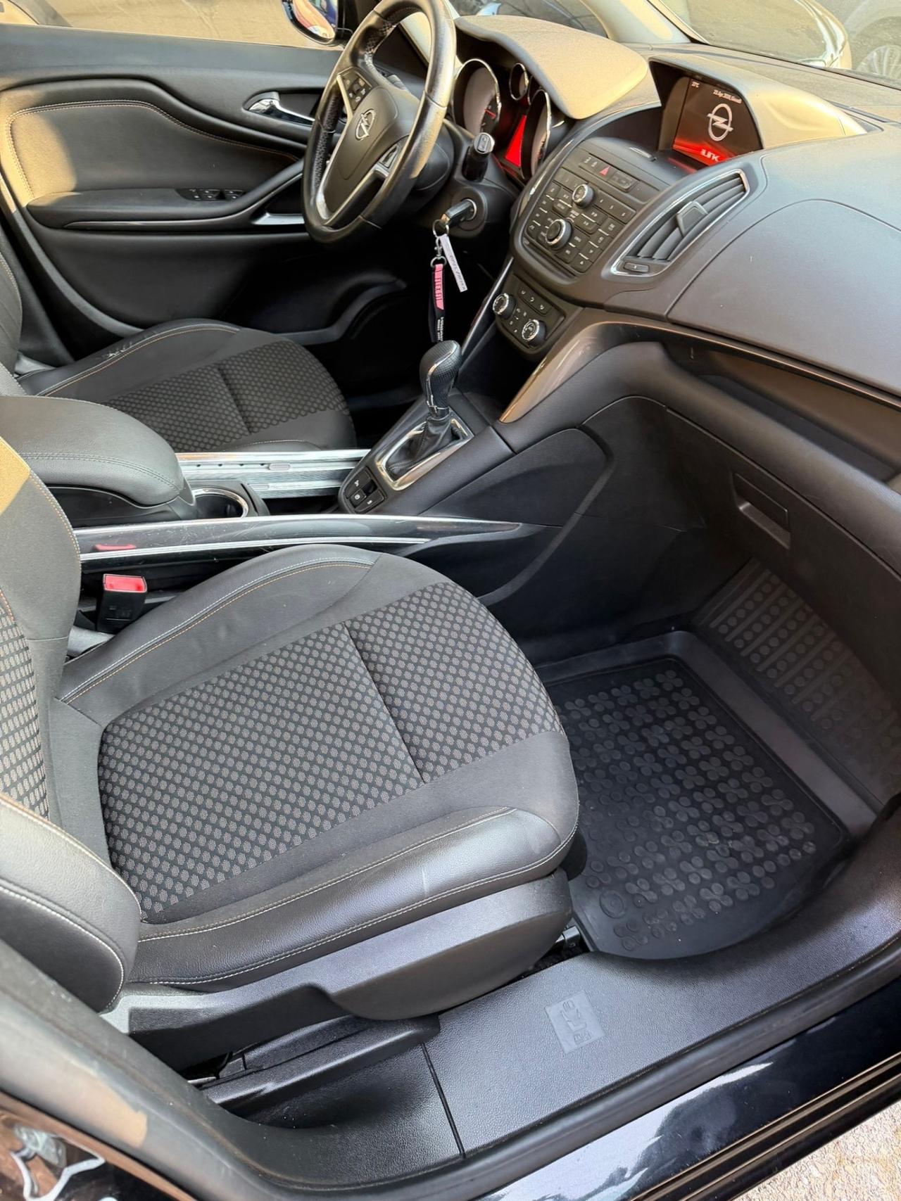 Opel Zafira Tourer 2.0 CDTi 130CV aut. Cosmo 2016